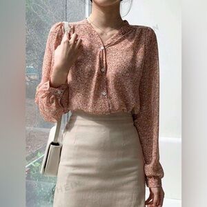 DAZY Ditsy Floral Printed Button-Front Shirt